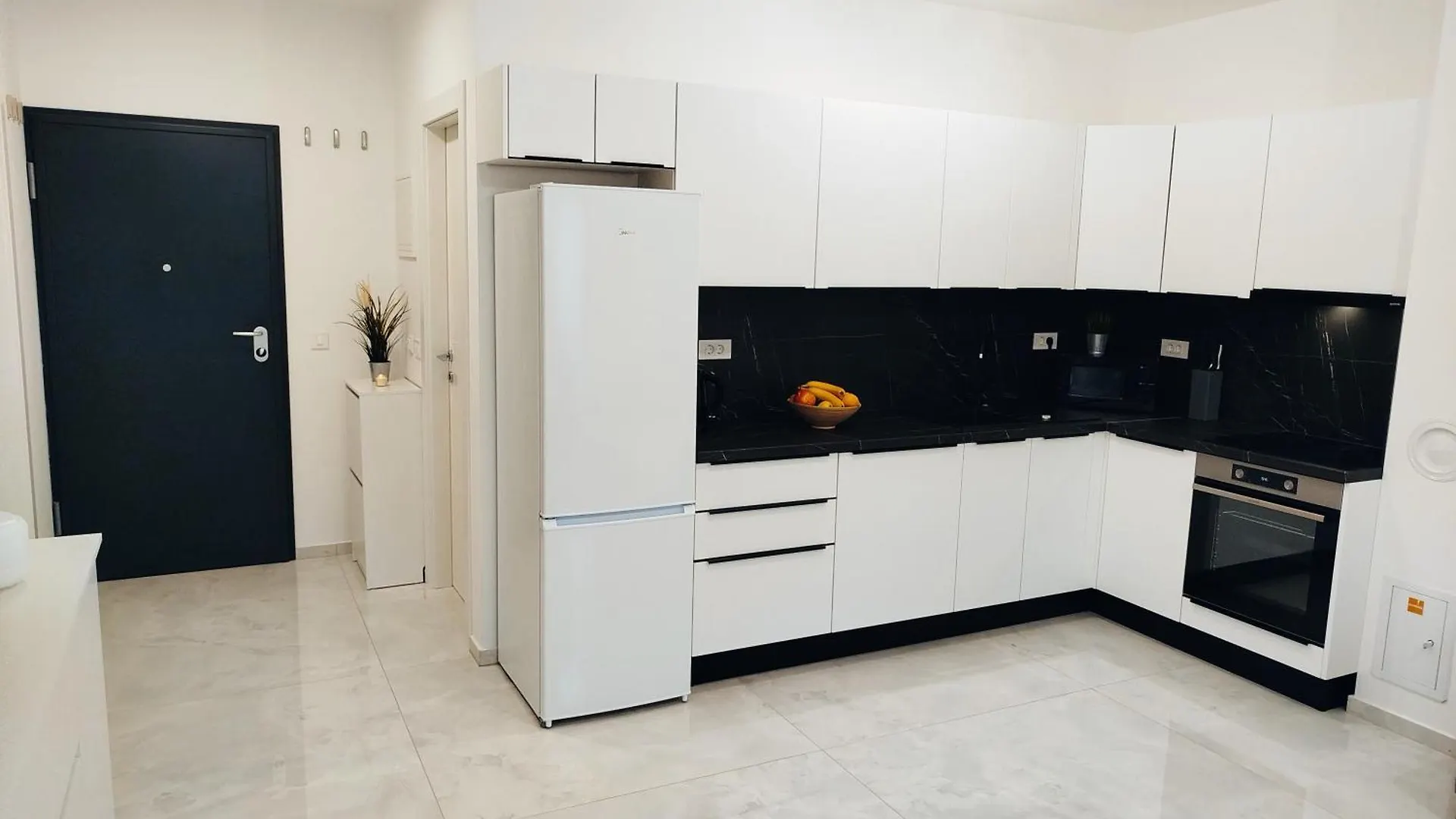 Apartment Stefan - Modern & New & Private Parking Pula