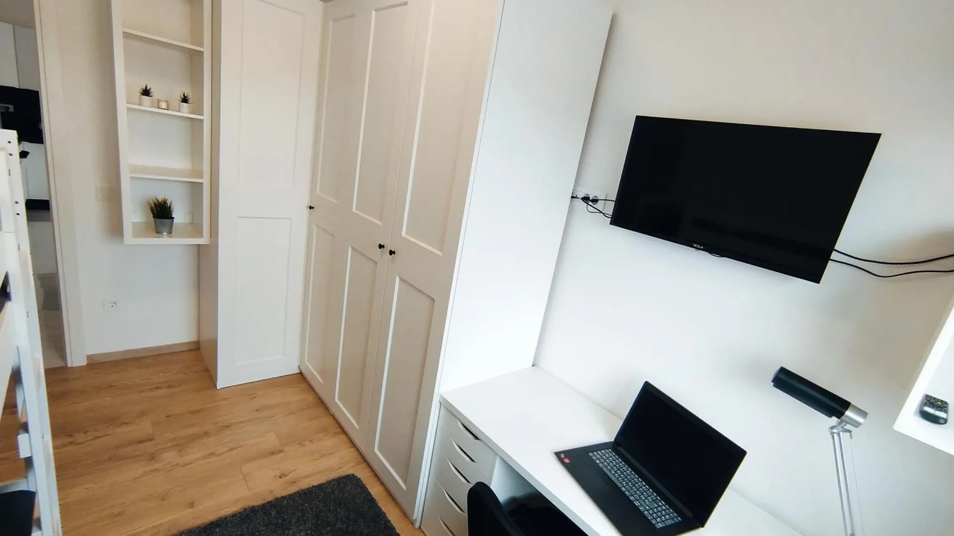 Apartment Stefan - Modern & New & Private Parking Pula Croatia