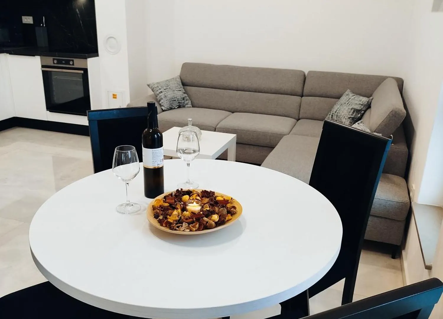 Apartment Stefan - Modern & New & Private Parking Pula Croatia